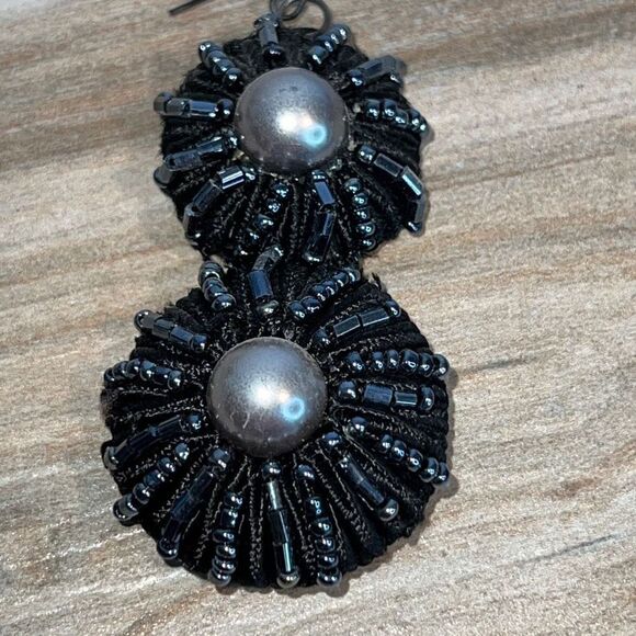 Beaded earrings women’s 3 inch drop dangle black gray stacked button bohemian - Picture 2 of 6